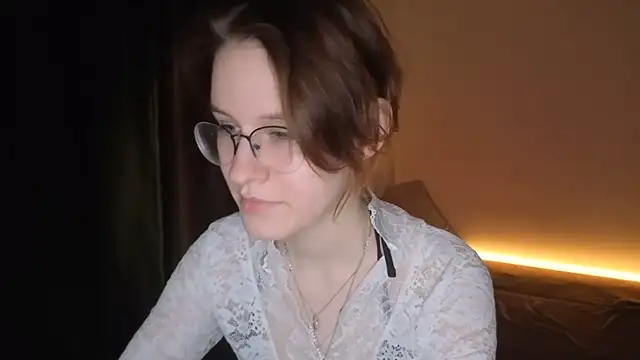 Snapshot of PetralPrime chatting on May 2026 05:19:02 PM PetralPrime online show from May 2026 05:19:02 PM
