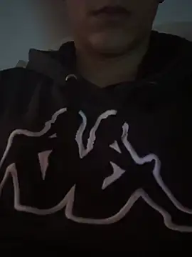 Snapshot of CubanHotMilk21 chatting on January 2026 03:39:02 PM CubanHotMilk21 online show from January 2026 03:39:02 PM