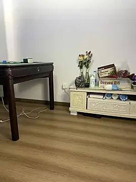 xiaotiantian-10 online show from April 2026 06:16:01 AM