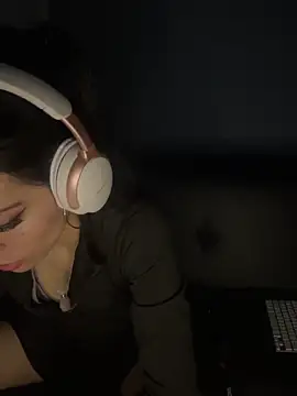 MamiSoft420 online show from March 2026 01:39:01 PM