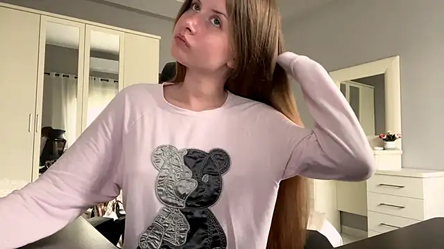 Iuckystar19 online show from February 2026 12:48:02 PM