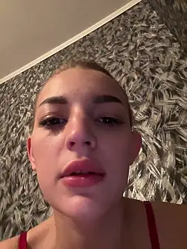 Snapshot of SashaPri chatting on March 2026 08:35:02 PM SashaPri online show from March 2026 08:35:02 PM