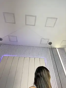 Snapshot of JuliaColemann chatting on February 2026 12:04:02 PM JuliaColemann online show from February 2026 12:04:02 PM