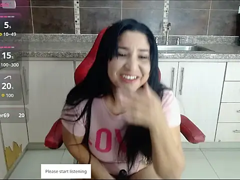Snapshot of Miia_Rosee_ chatting on June 2026 11:53:01 PM Miia Rosee online show from June 2026 11:53:01 PM