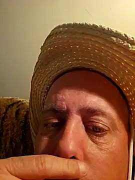 Snapshot of Martin_dick78 chatting on May 2026 04:29:01 AM Martin dick78 online show from May 2026 04:29:01 AM