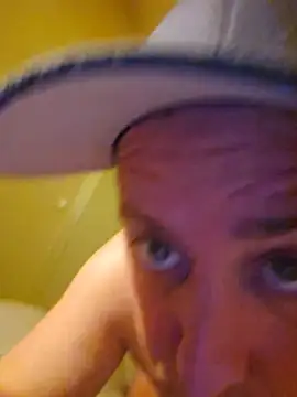 Snapshot of Martin_dick78 chatting on May 2026 09:09:02 PM Martin dick78 online show from May 2026 09:09:02 PM