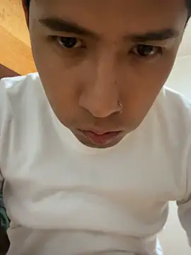 Jleonardolr online show from March 2026 04:07:01 AM