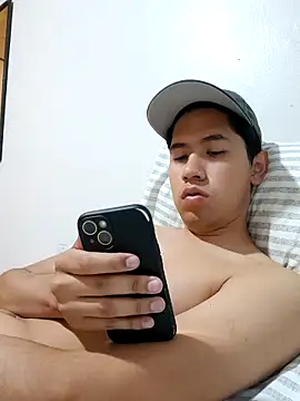 Jleonardolr online show from March 2026 12:49:01 PM