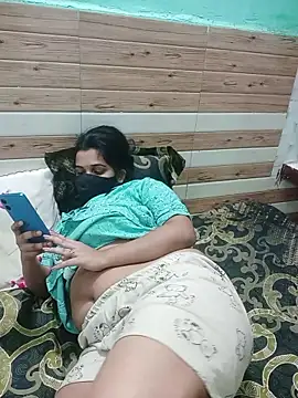 ZyphiaLive online show from May 2026 05:18:02 PM