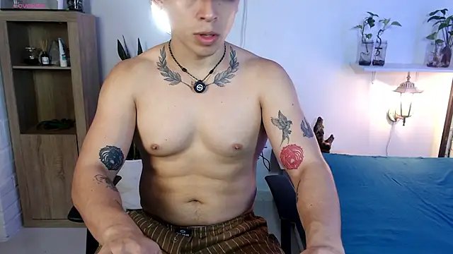 Magnuz Col online show from May 2026 03:24:02 AM
