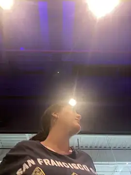 lizzy luminair online show from February 2026 11:33:01 PM