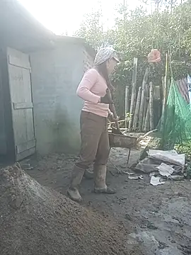 Snapshot of cutebobi chatting on February 2026 02:10:01 AM cutebobi online show from February 2026 02:10:01 AM