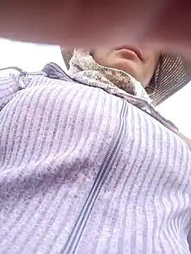 cutebobi online show from April 2026 12:59:02 AM