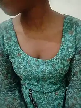 Snapshot of Ayesha_Khan1 chatting on February 2026 04:56:01 AM Ayesha Khan1 online show from February 2026 04:56:01 AM