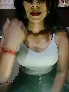 Snapshot of Ayesha_Khan1 chatting on April 2026 03:21:02 PM Ayesha Khan1 online show from April 2026 03:21:02 PM