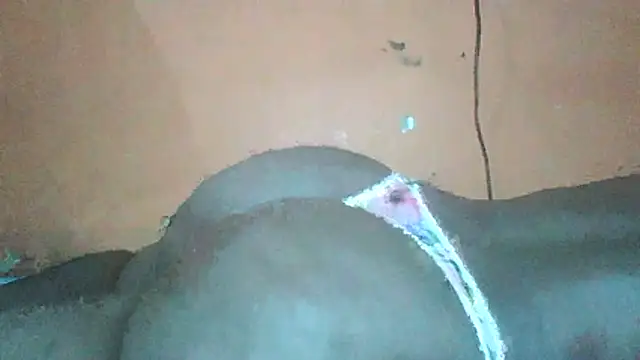 Snapshot of Sexyass100 chatting on April 2026 06:03:02 PM Sexyass100 online show from April 2026 06:03:02 PM