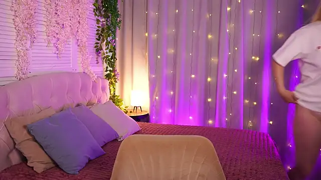 Snapshot of AmeliaWeells chatting on June 2026 03:59:02 AM AmeliaWeells online show from June 2026 03:59:02 AM