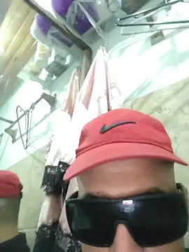 LUis3194 online show from May 2026 11:12:02 PM