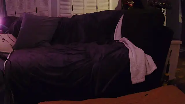 Snapshot of BusyB1983 chatting on March 2026 11:49:01 AM BusyB1983 online show from March 2026 11:49:01 AM