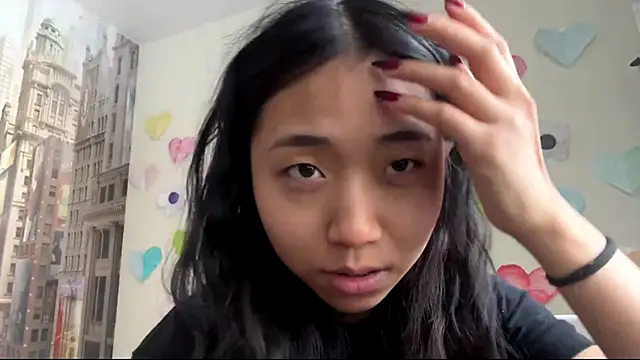 Snapshot of SweetMiaXO chatting on March 2026 06:04:02 AM SweetMiaXO online show from March 2026 06:04:02 AM