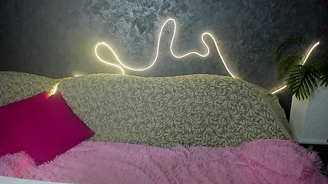 Snapshot of Dream_Olivia chatting on May 2026 02:51:02 AM Dream Olivia online show from May 2026 02:51:02 AM
