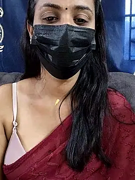 Snapshot of Niharitha chatting on January 2026 11:25:01 AM Niharitha online show from January 2026 11:25:01 AM