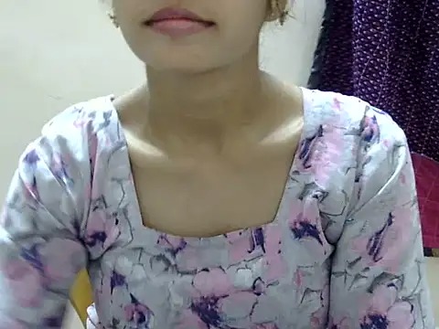 Snapshot of Kulsum_S chatting on July 2026 01:51:01 PM Kulsum S online show from July 2026 01:51:01 PM