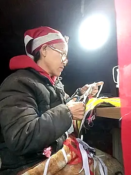 Snapshot of yoyosexy11 chatting on February 2026 03:10:01 AM yoyosexy11 online show from February 2026 03:10:01 AM