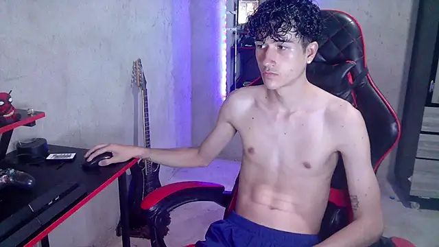 Snapshot of Johnny_cagee_ chatting on July 2026 12:24:01 AM Johnny cagee online show from July 2026 12:24:01 AM