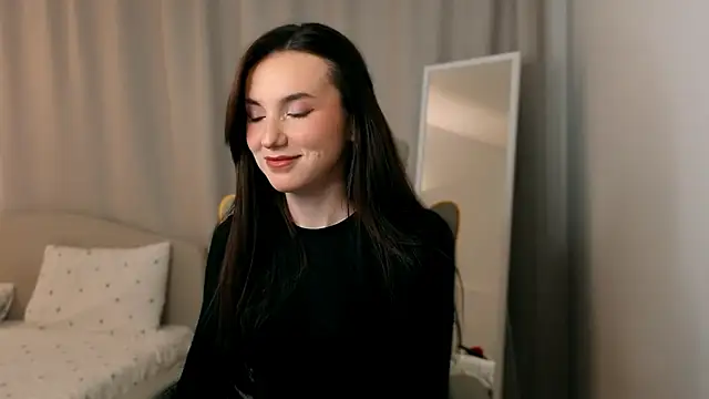 ssandralovin online show from March 2026 07:32:01 PM