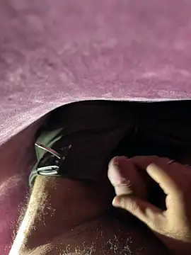 Snapshot of hardlysuck chatting on January 2026 07:11:01 PM hardlysuck online show from January 2026 07:11:01 PM