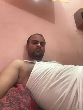 hardlysuck online show from June 2026 06:02:01 PM