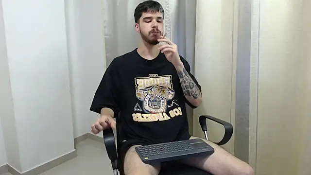 Snapshot of joseh0se chatting on February 2026 03:28:02 AM joseh0se online show from February 2026 03:28:02 AM