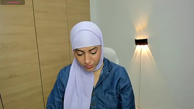 LAY LA  online show from July 2026 10:23:01 PM