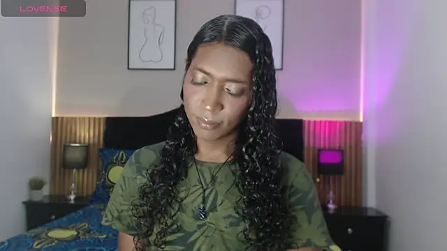 Snapshot of Mia_kheleer chatting on February 2026 06:37:02 PM Mia kheleer online show from February 2026 06:37:02 PM