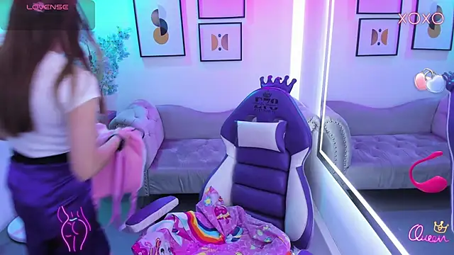 Victoria  doll online show from March 2026 12:27:02 PM