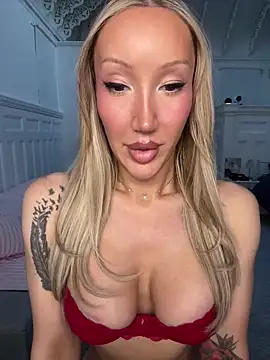 Allana29 online show from April 2026 07:27:02 PM
