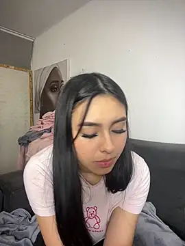 scarlett pinkk1 online show from March 2026 03:43:02 AM