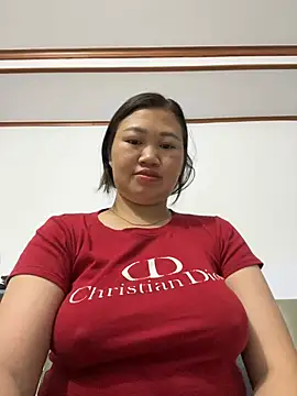 Snapshot of Puka2001 chatting on February 2026 06:01:01 PM Puka2001 online show from February 2026 06:01:01 PM