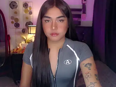 Katezorah online show from February 2026 01:05:02 PM