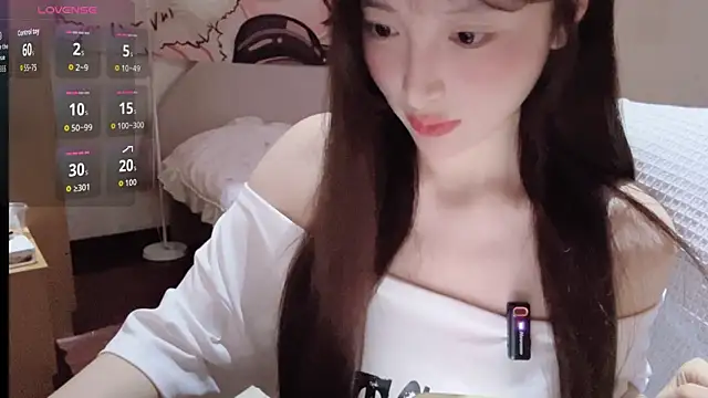 Snapshot of Xiaoyun_6666 chatting on April 2026 08:37:02 PM Xiaoyun 6666 online show from April 2026 08:37:02 PM