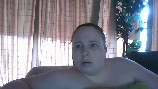 Snapshot of Sarahtjeuh_ chatting on February 2026 01:16:01 PM Sarahtjeuh online show from February 2026 01:16:01 PM