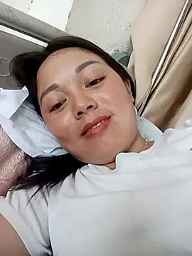 Snapshot of Rose-222 chatting on February 2026 11:10:01 AM Rose-222 online show from February 2026 11:10:01 AM