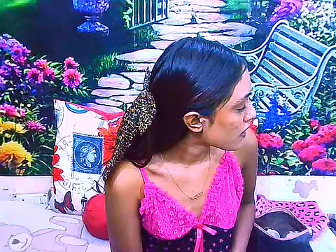 Snapshot of IndianPretty14u2Luv chatting on May 2026 06:16:02 PM IndianPretty14u2Luv online show from May 2026 06:16:02 PM