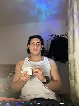 Maximuz1920 online show from July 2026 02:28:01 AM