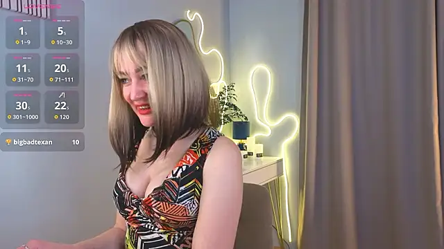 Oliiviaa  online show from February 2026 08:13:01 AM