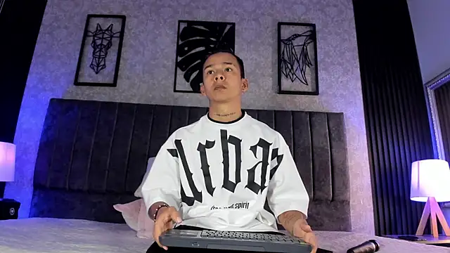 Snapshot of bliinkii_and_luka_ chatting on February 2026 03:16:01 PM bliinkii and luka online show from February 2026 03:16:01 PM