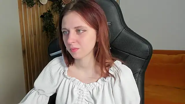 FreyaVey online show from February 2026 05:24:01 AM