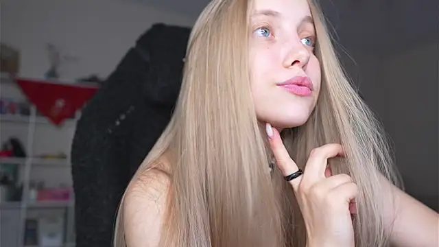 Appr0ved  online show from April 2026 05:15:02 PM