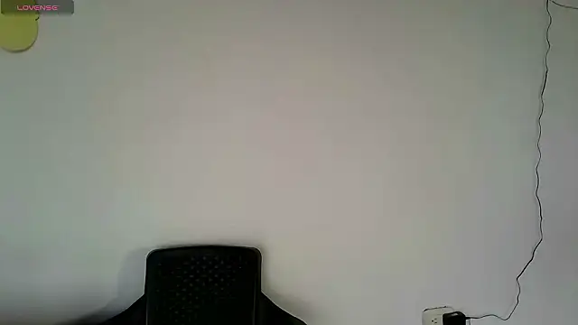 luisk200 online show from February 2026 02:48:01 PM